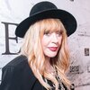 «А где Галкин?» Вышедшая в свет Алла Пугачева позировала с Александром Домогаровым «А где Галкин?» Вышедшая в свет Алла Пугачева позировала с Александром Домогаровым