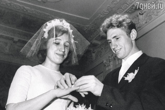 Поженились мы 30 декабря — в самый канун Нового, 1964 года Поженились мы 30 декабря — в самый канун Нового, 1964 года