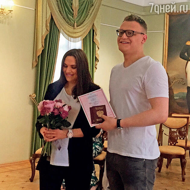 Надя Ручка с мужем Надя Ручка с мужем