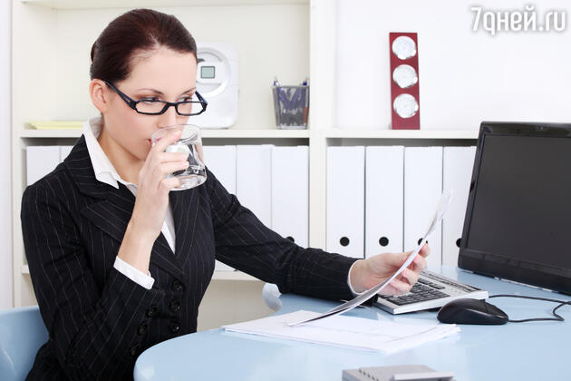 пить воду на работе пить воду на работе