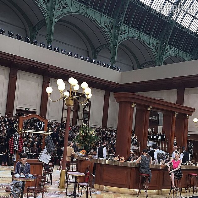 Показ Chanel Показ Chanel