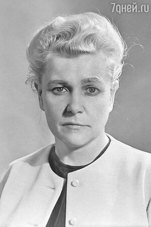 Министр культуры Екатерина Фурцева Министр культуры Екатерина Фурцева