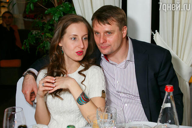 Александр Носик с невестой Ольгой Александр Носик с невестой Ольгой