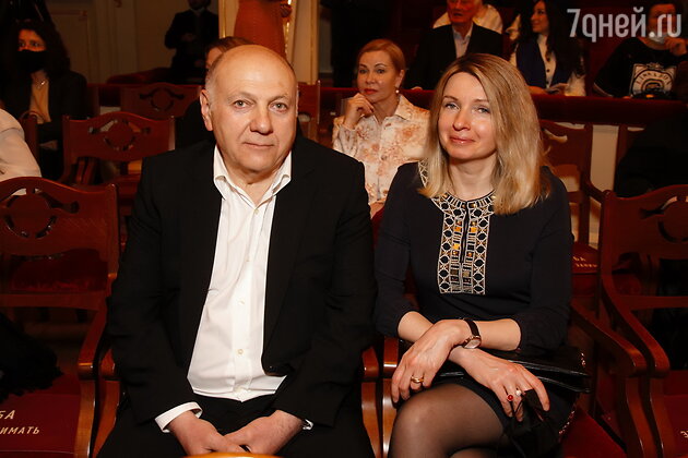 Сергей Газаров с женой Еленой Сергей Газаров с женой Еленой