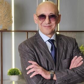 Роман Цветков Роман Цветков