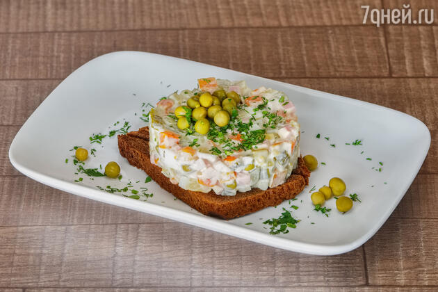 «Оливье» с курицей «Оливье» с курицей