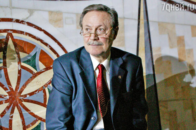 Юрий Соломин Юрий Соломин