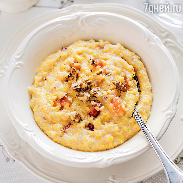Кукурузная каша с тыквой и грецкими орехами Кукурузная каша с тыквой и грецкими орехами