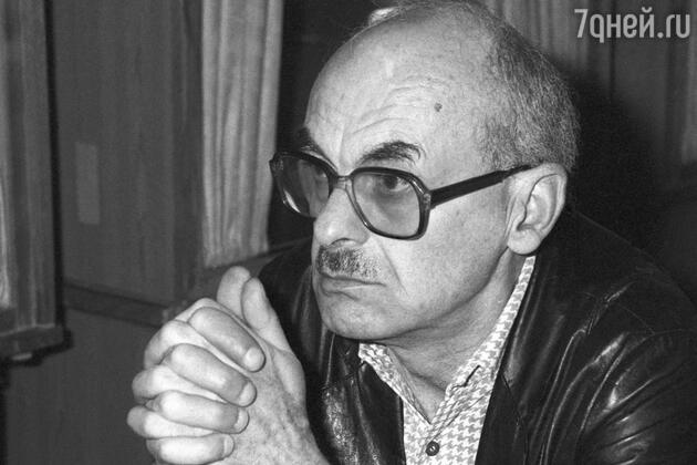 Благодарю Бога за встречу с Булатом. За то, что в жизни мне удалось испытать любовь и счастье, какие редко случаются на Земле Благодарю Бога за встречу с Булатом. За то, что в жизни мне удалось испытать любовь и счастье, какие редко случаются на Земле