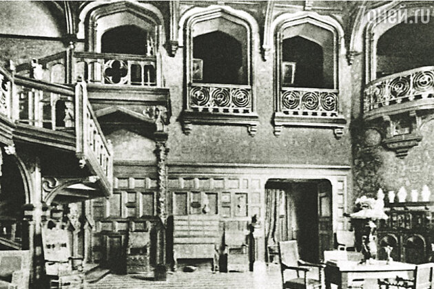Интерьер Большого зала будущего Дома литераторов, 1912—1913 гг. Интерьер Большого зала будущего Дома литераторов, 1912—1913 гг.