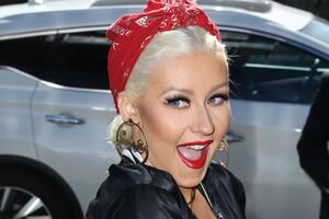 Кристина Агилера боится, что сын доведет ее до сердечного приступа Кристина Агилера боится, что сын доведет ее до сердечного приступа