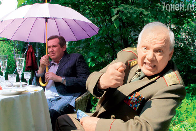 С Юрием Стояновым в сериале «Ласточкино гнездо». 2011 г. С Юрием Стояновым в сериале «Ласточкино гнездо». 2011 г.