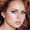 Певица МакSим до сих пор не убрала новогоднюю елку Певица МакSим до сих пор не убрала новогоднюю елку