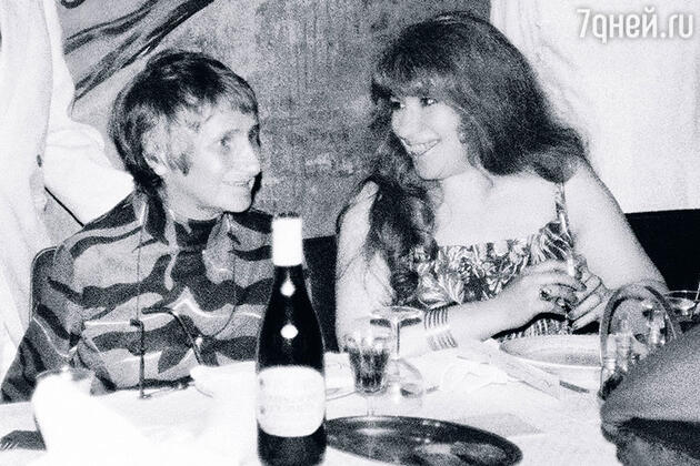 Дочь Хаима Сутина Эми (слева). Справа — дочь Амедео Модильяни Жанна Дочь Хаима Сутина Эми (слева). Справа — дочь Амедео Модильяни Жанна