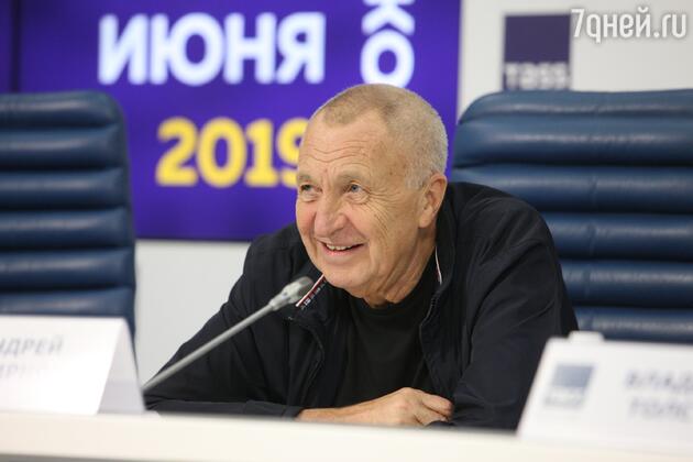 Андрей Смирнов Андрей Смирнов