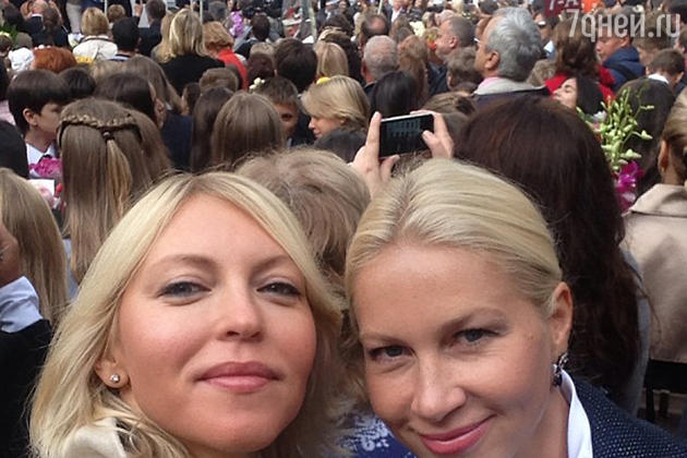 Дарья Михалкова и Екатерина Одинцова Дарья Михалкова и Екатерина Одинцова