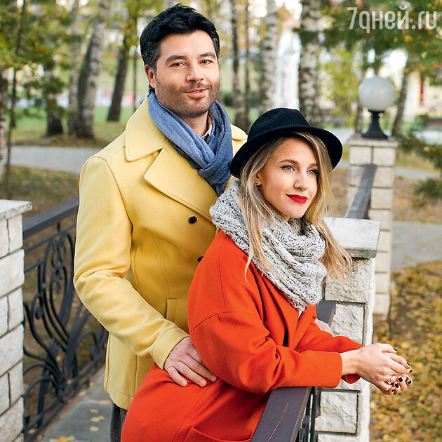 Юлия Ковальчук с мужем Алексеем Чумаковым Юлия Ковальчук с мужем Алексеем Чумаковым