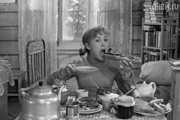 Кадр из фильма «Девчата». 1961 год Кадр из фильма «Девчата». 1961 год