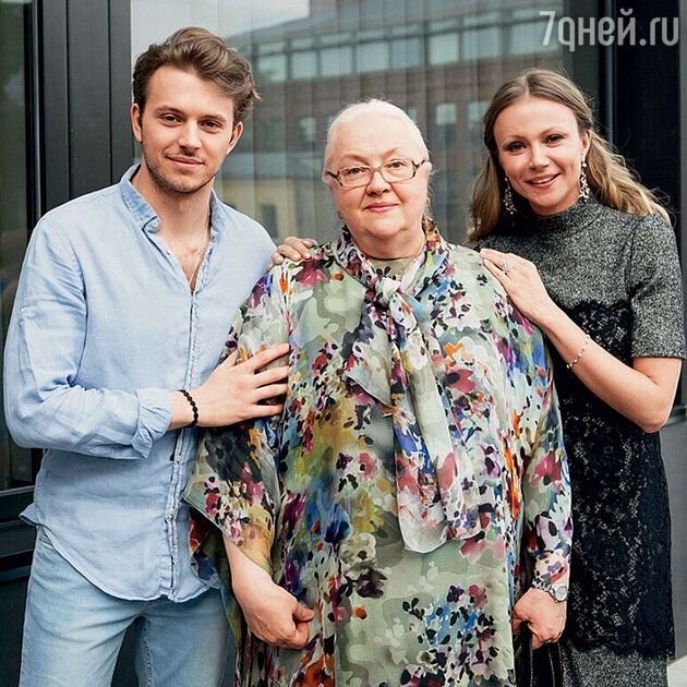 Андрей Удалов, Екатерина Градова и Мария Миронова Андрей Удалов, Екатерина Градова и Мария Миронова