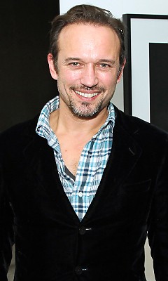 Венсан Перес (Vincent Perez) Венсан Перес (Vincent Perez)