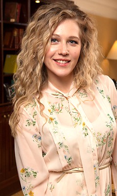 Карина Андоленко Карина Андоленко