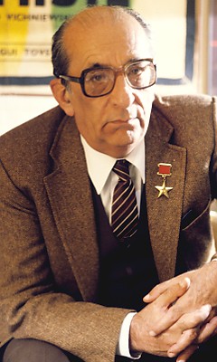 Георгий Товстоногов Георгий Товстоногов