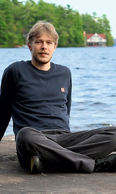 Никита Ефремов Никита Ефремов