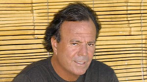 Хулио Иглесиас (Julio Iglesias) Хулио Иглесиас (Julio Iglesias)
