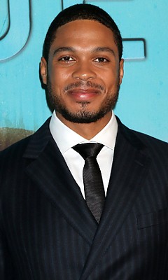 Рэй Фишер (Ray Fisher) Рэй Фишер (Ray Fisher)