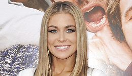   (Carmen Electra)