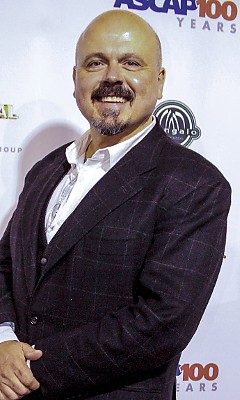 Уолтер Афанасьеф (Walter Afanasieff) Уолтер Афанасьеф (Walter Afanasieff)