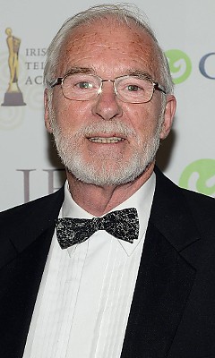 Иен Макэлхинни (Ian McElhinney) Иен Макэлхинни (Ian McElhinney)