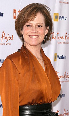 Сигурни Уивер (Sigourney Weaver) Сигурни Уивер (Sigourney Weaver)