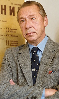 Олег Ефремов Олег Ефремов