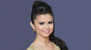 Селена Гомес (Selena Gomez) Селена Гомес (Selena Gomez)