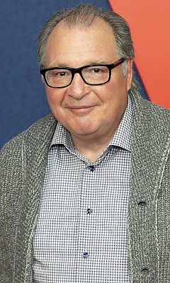 Кевин Данн (Kevin Dunn) Кевин Данн (Kevin Dunn)