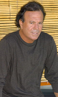 Хулио Иглесиас (Julio Iglesias) Хулио Иглесиас (Julio Iglesias)