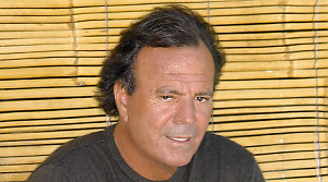 Хулио Иглесиас (Julio Iglesias) Хулио Иглесиас (Julio Iglesias)
