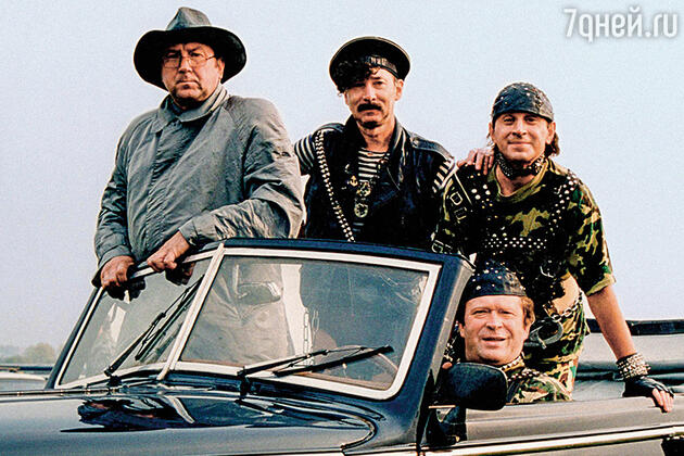 Александр Коржаков, Александр Карнаушкин, Иван Агапов и Георгий Мартиросьян Александр Коржаков, Александр Карнаушкин, Иван Агапов и Георгий Мартиросьян