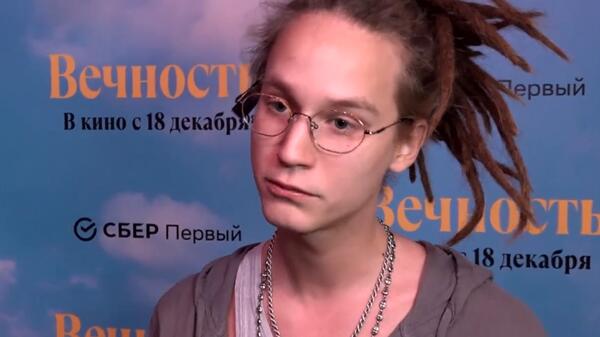 «Стыдно и позорно»: сын знаменитого Децла находится на содержании у своей девушки