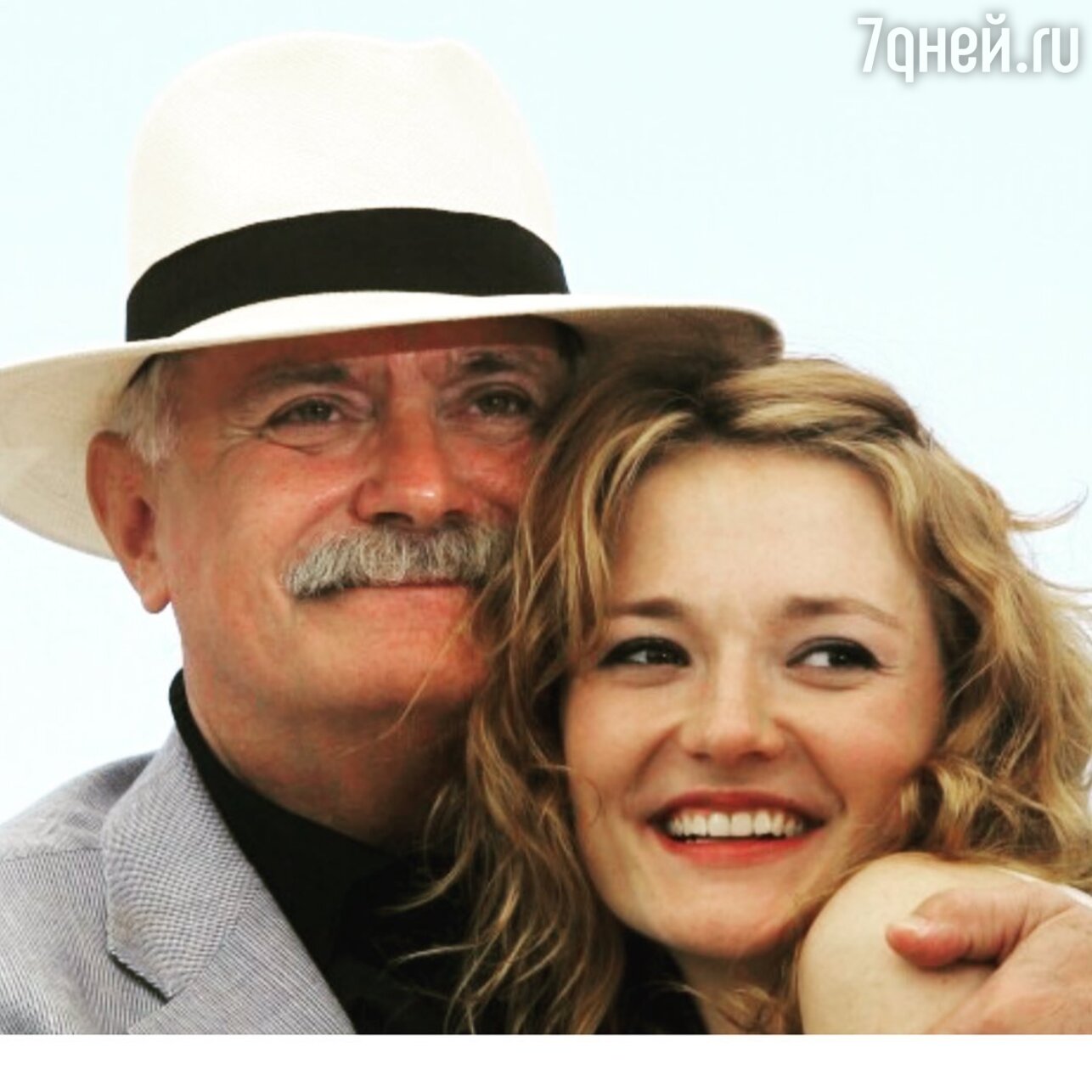 Фото никита михалков с женой фото