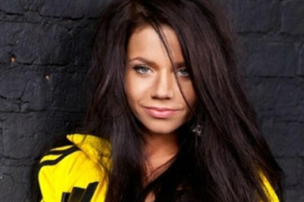 Разнесло лицо! Что случилось с певицей Бьянкой