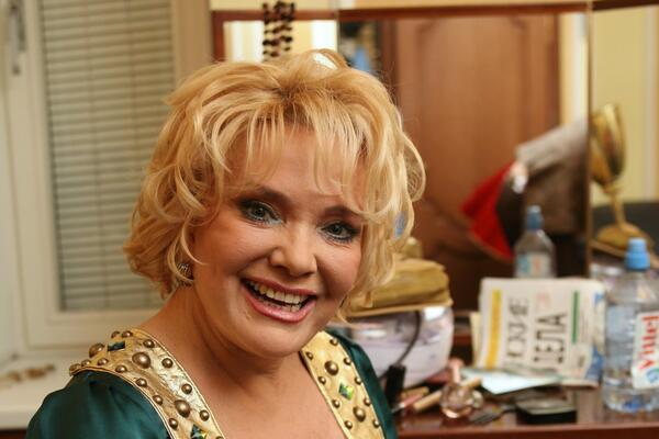 82-летняя Шаврина впервые показала своего мужа, которого она сильно старше