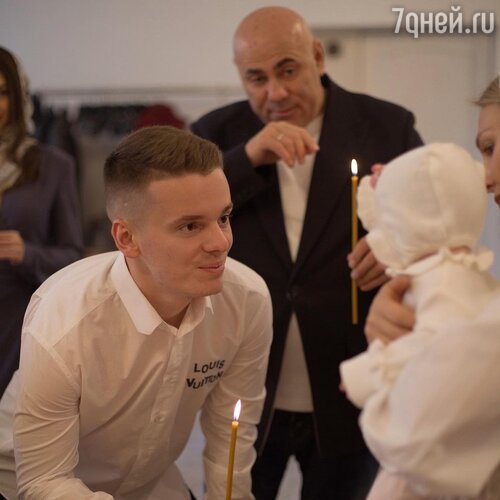 Иосиф Пригожин и Асений Шульгин с дочкой