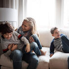 5 уютных игр для семейного вечера