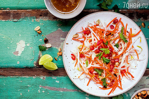 Салат из Квашеной капусты с гранатом