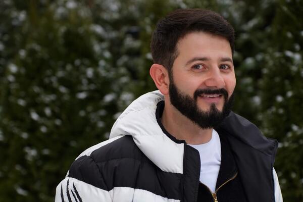 «Светлая память тому, кому было 46»: Галустян «похоронил» себя в день рождения