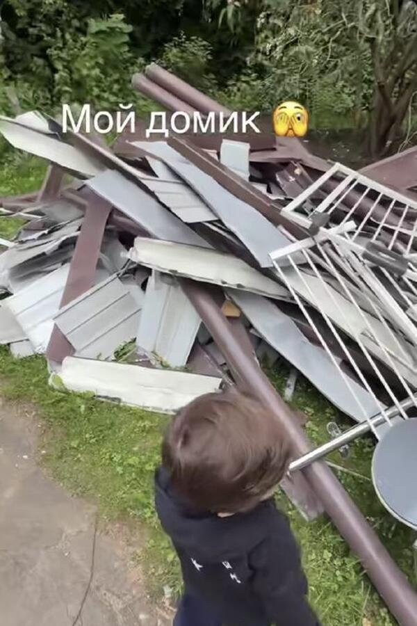 «Почему тут все ненужное?» Певица Слава показала реакцию 3-летнего внука на разгром в доме «Почему тут все ненужное?» Певица Слава показала реакцию 3-летнего внука на разгром в доме