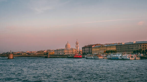 Куда поехать весной в России: 5 интересных направлений