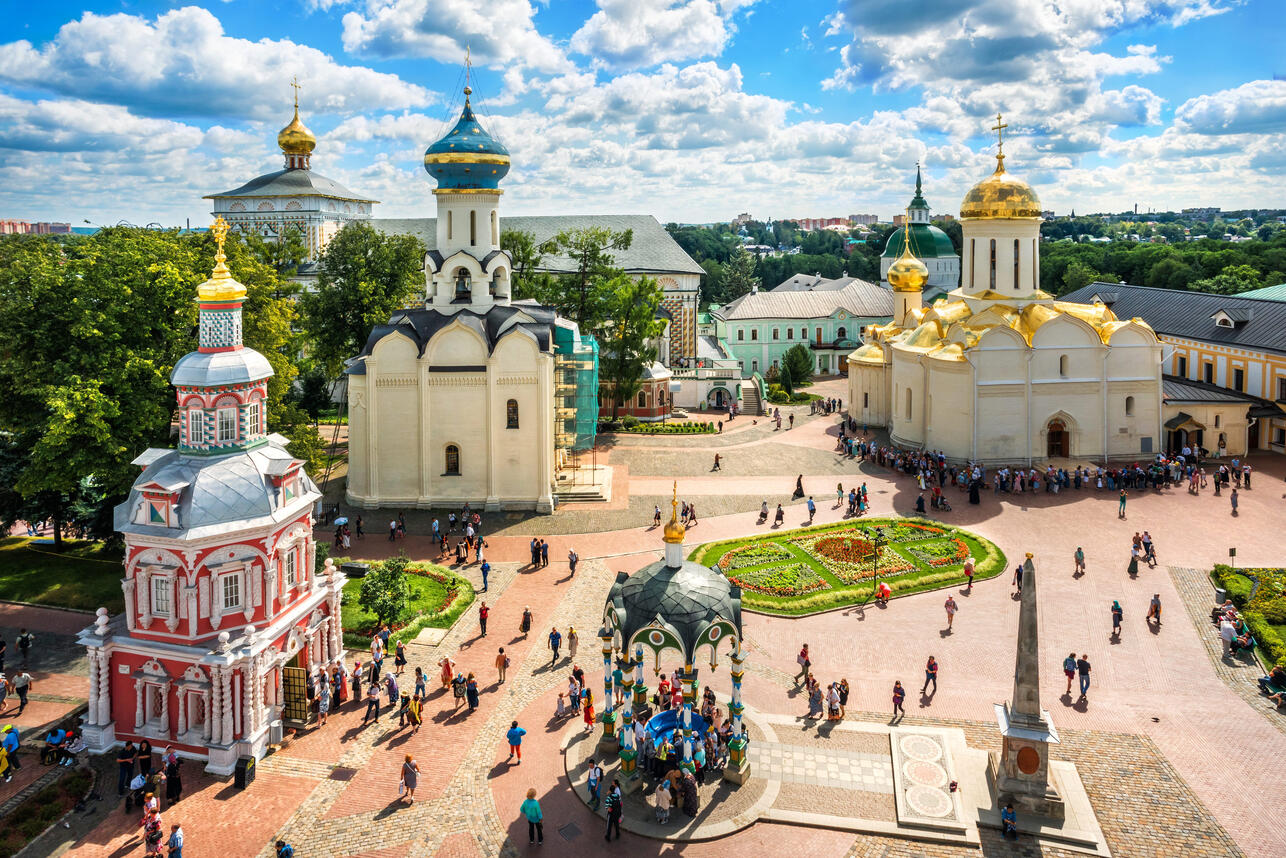 куда поехать весной в России, весенние путешествия по России, отдых весной, Золотое кольцо весной, Сочи весной, Кавминводы, Санкт-Петербург весной, Казань весной, путешествия по России, маршруты на весну